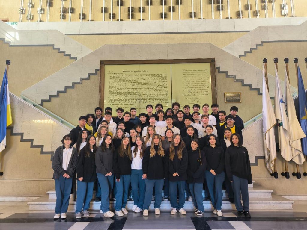 IV° Medio visita Valparaíso en una salida pedagógica de Educación Ciudadana